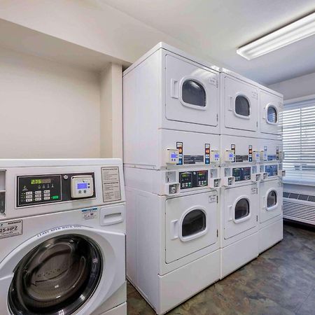 Extended Stay America Select Suites - Cleveland - 에이본 외부 사진