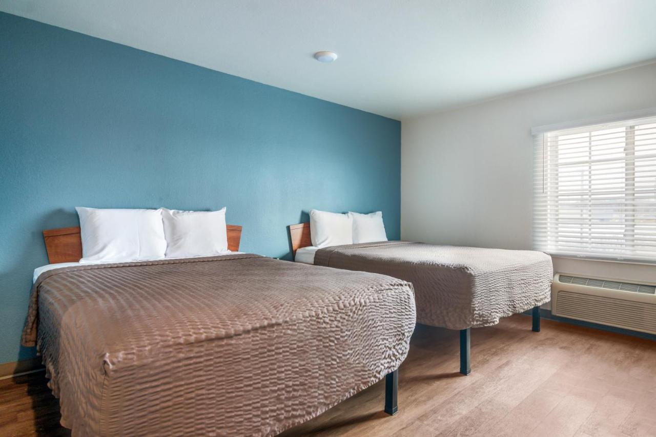 Extended Stay America Select Suites - Cleveland - 에이본 외부 사진