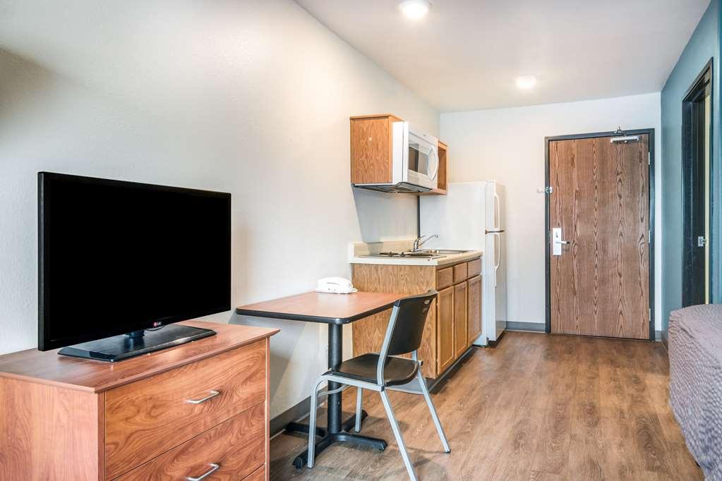 Extended Stay America Select Suites - Cleveland - 에이본 객실 사진