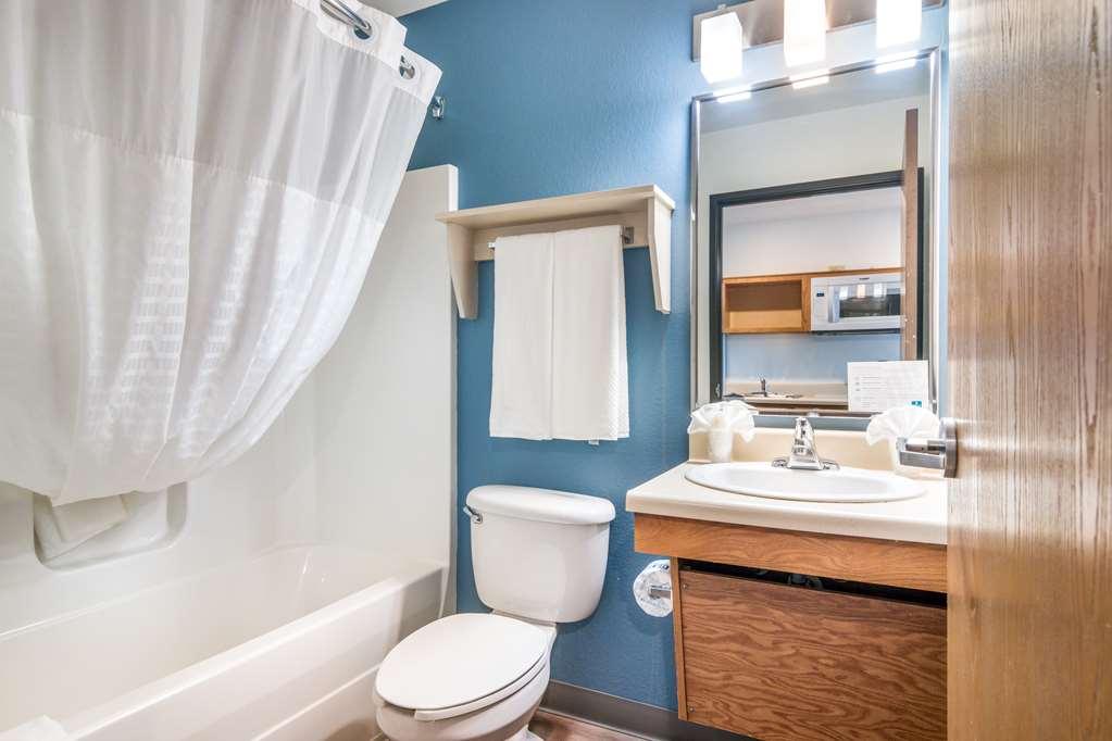 Extended Stay America Select Suites - Cleveland - 에이본 외부 사진