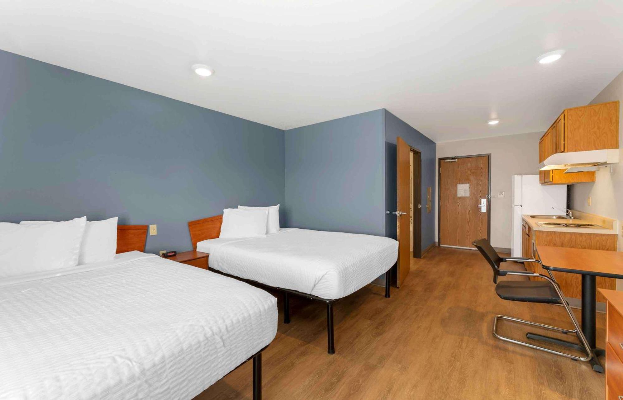 Extended Stay America Select Suites - Cleveland - 에이본 외부 사진