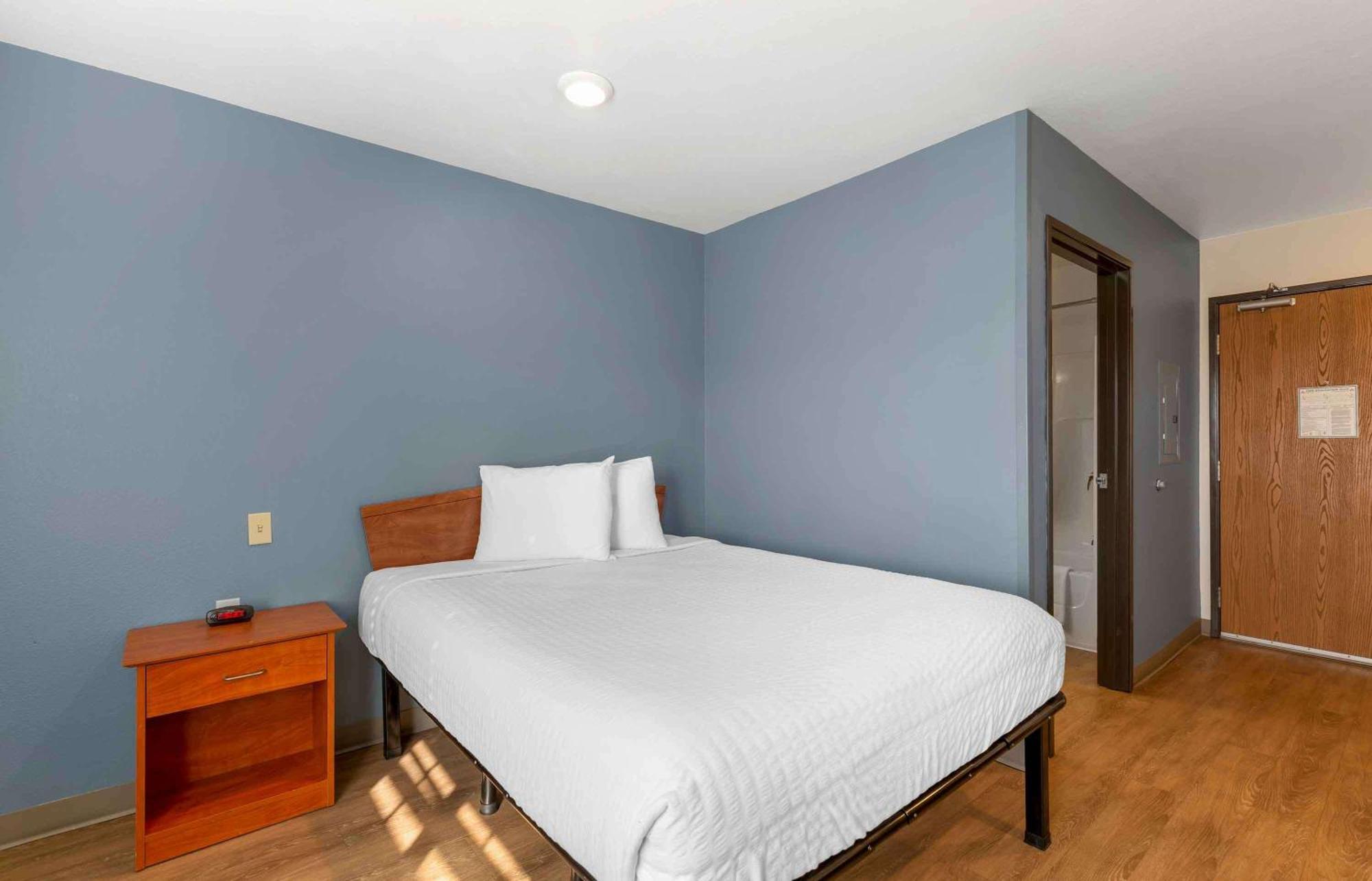 Extended Stay America Select Suites - Cleveland - 에이본 외부 사진