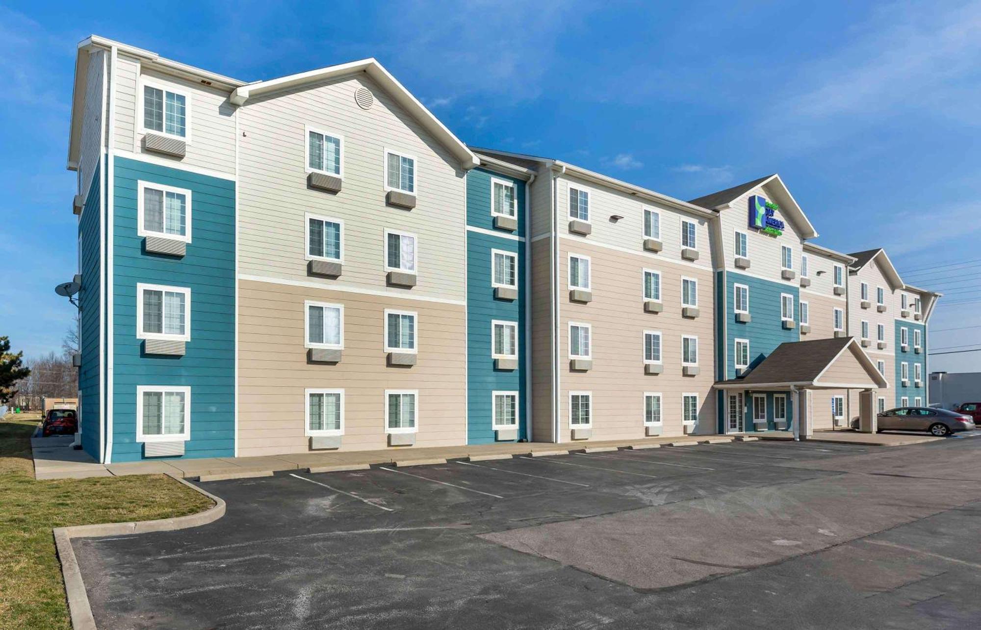 Extended Stay America Select Suites - Cleveland - 에이본 외부 사진